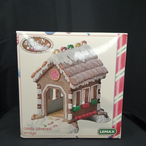 Vintage Christmas Figurine & Box Sugar N Spice Candy Covered Bridge Lemax 2000s - Picture 10 of 12